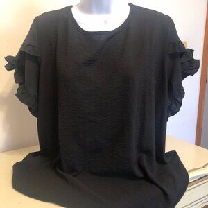 No Brand Name Black Pullover Top w/ruffled sleeves in size 2X